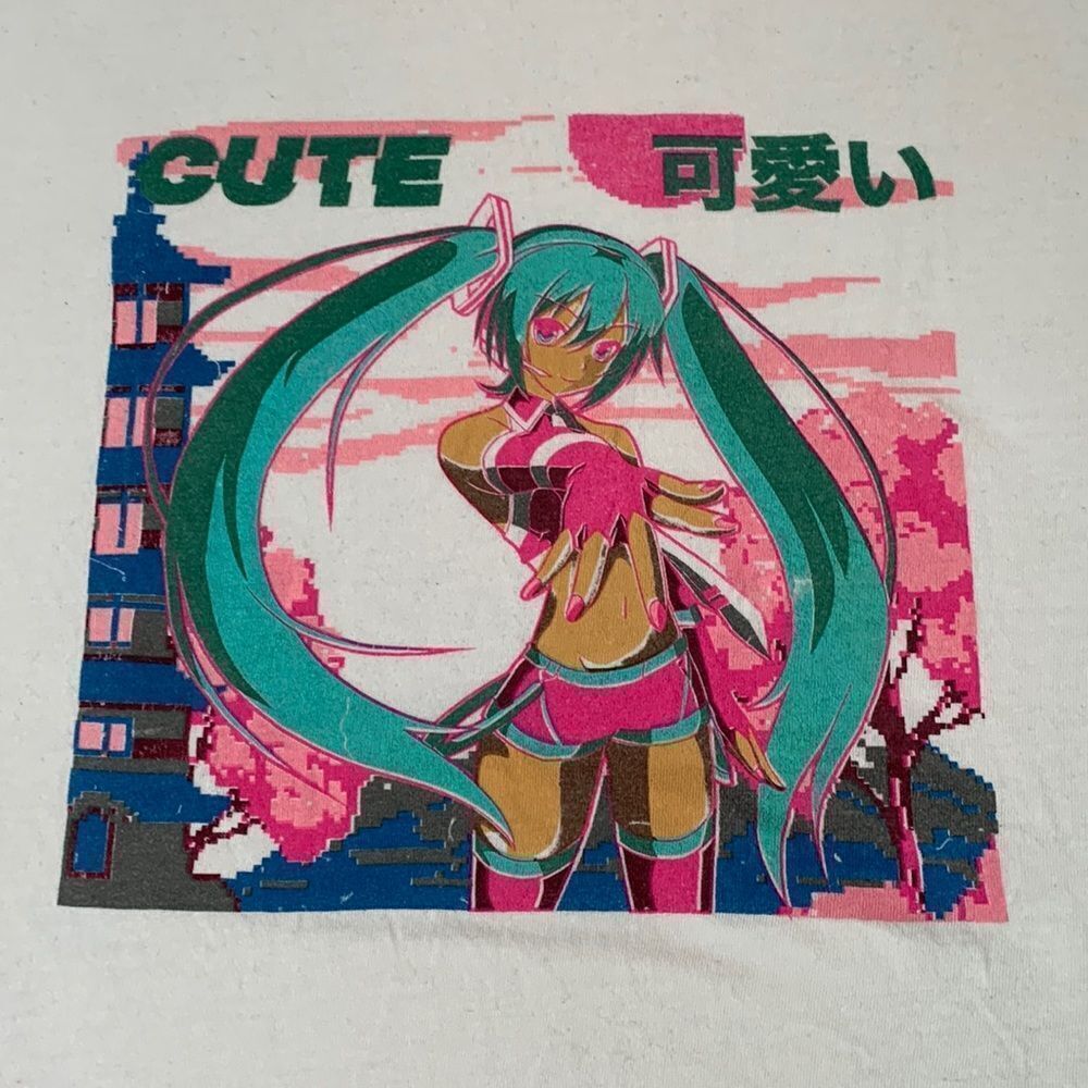 Hatsune Miku Vocaloid Anime Graphic T-Shirt XL White
